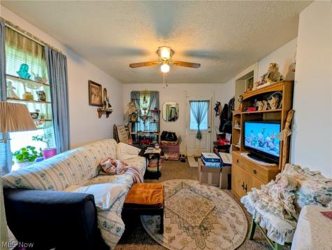 100 W. Erie Street Creston OH 44217