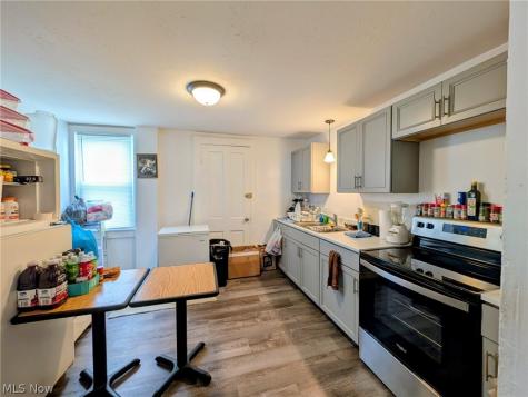 100 W. Erie Street Creston OH 44217