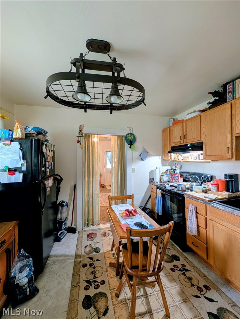 100 W. Erie Street Creston OH 44217