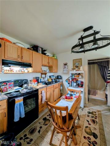 100 W. Erie Street Creston OH 44217