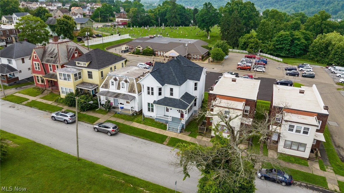 1006 Gaston Avenue Cambridge OH 43725
