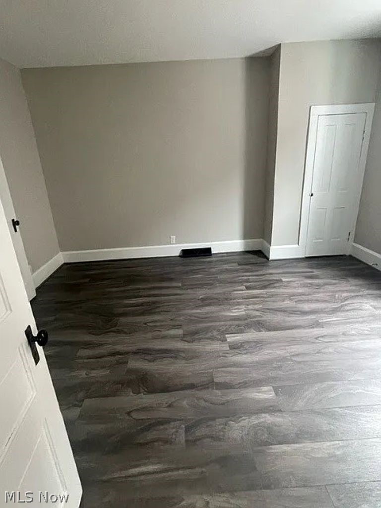 1006 Gaston Avenue Cambridge OH 43725
