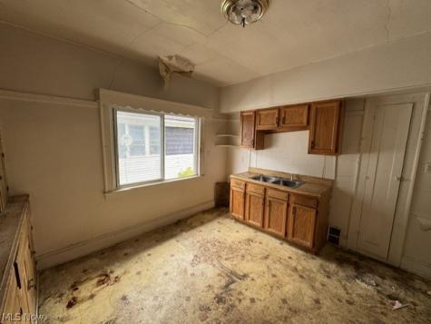 3607 E 146th Street Cleveland OH 44120