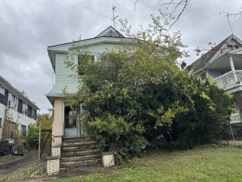 3607 E 146th Street Cleveland OH 44120