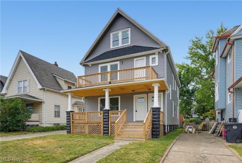 7822 Laumar Avenue Cleveland OH 44105