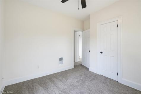 7822 Laumar Avenue Cleveland OH 44105