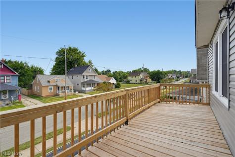 7822 Laumar Avenue Cleveland OH 44105