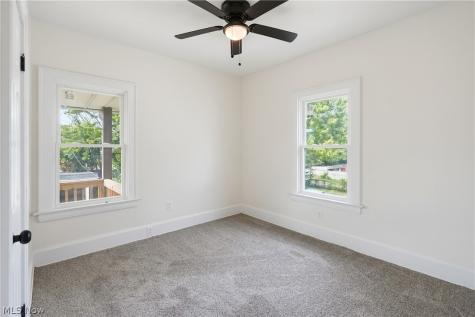 7822 Laumar Avenue Cleveland OH 44105