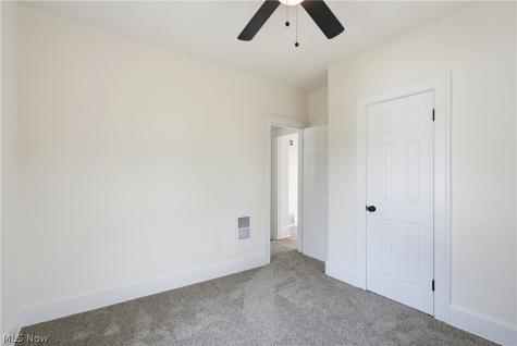 7822 Laumar Avenue Cleveland OH 44105