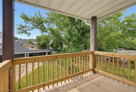 7822 Laumar Avenue Cleveland OH 44105