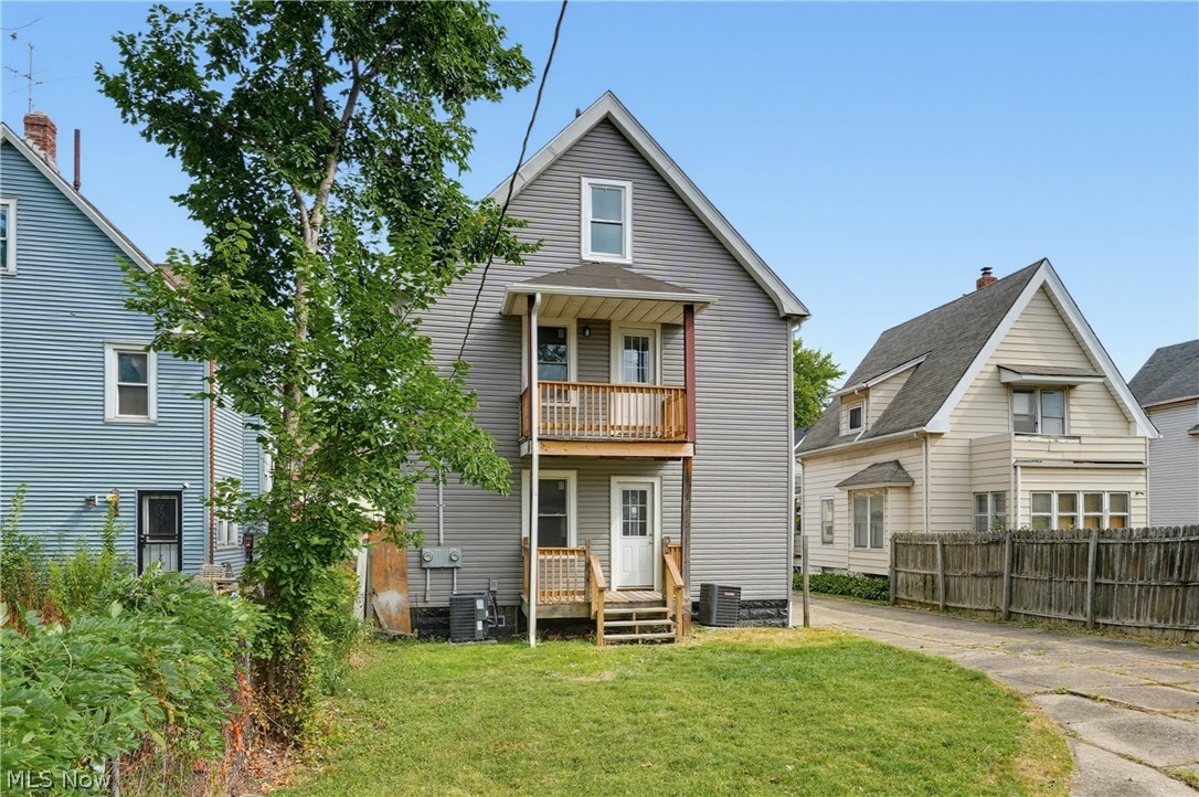 7822 Laumar Avenue Cleveland OH 44105