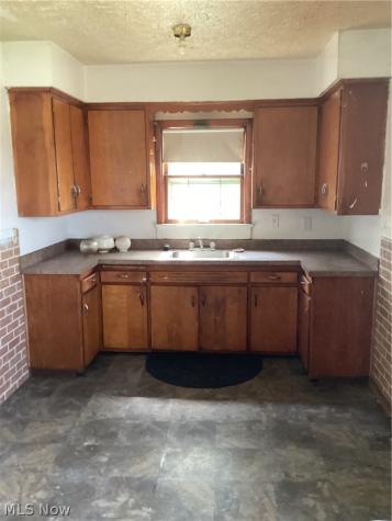 11306 Notre Dame Avenue Cleveland OH 44104