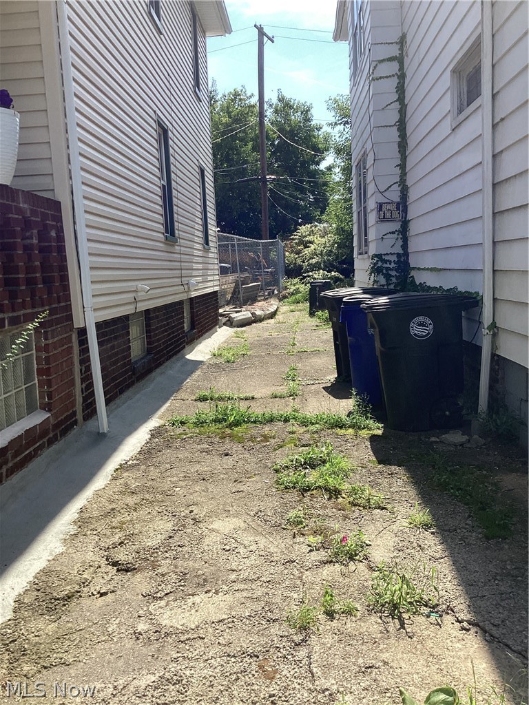 11306 Notre Dame Avenue Cleveland OH 44104
