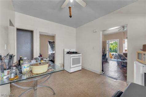 9607 Sophia Avenue Cleveland OH 44104