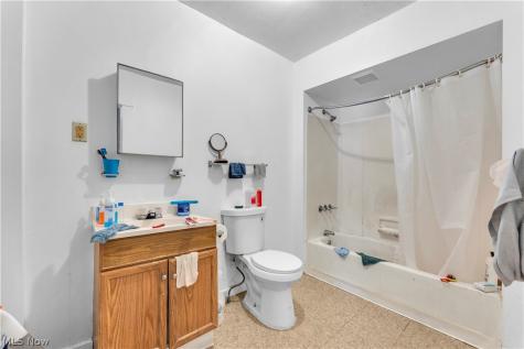 9607 Sophia Avenue Cleveland OH 44104