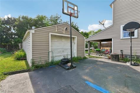 116 Lafayette Avenue Niles OH 44446
