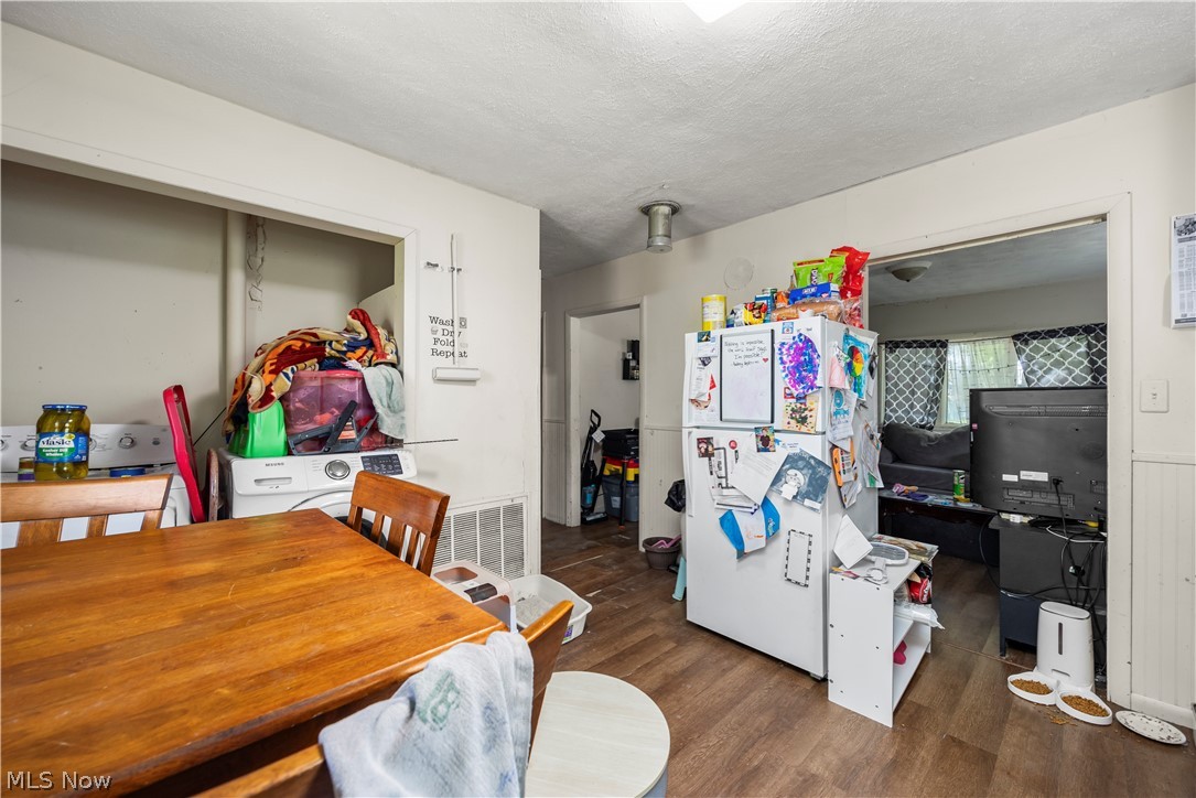 815 Edison Lane Port Clinton OH 43452