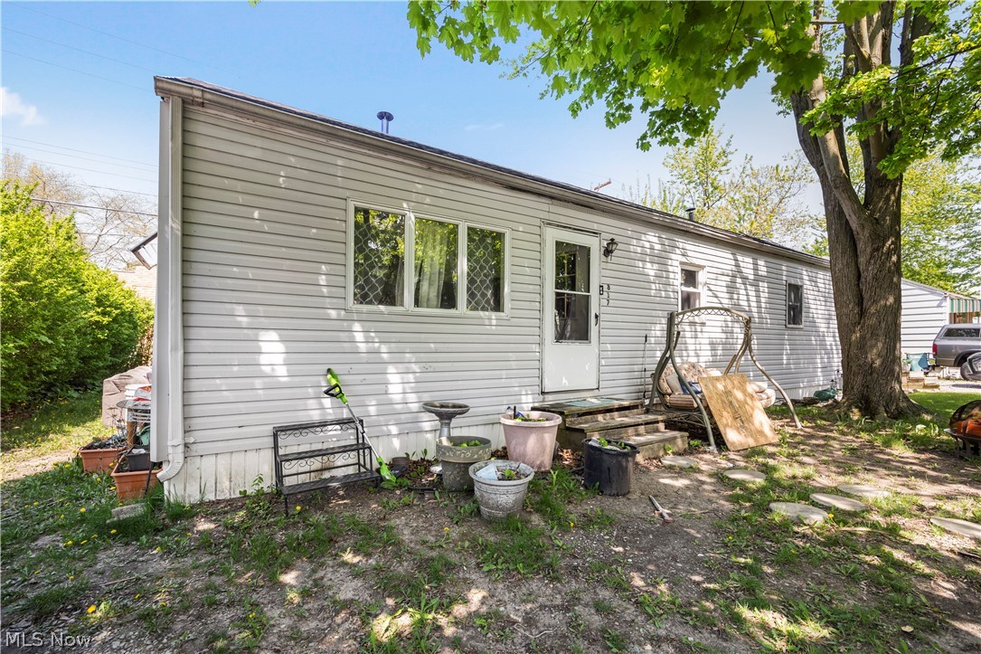 815 Edison Lane Port Clinton OH 43452