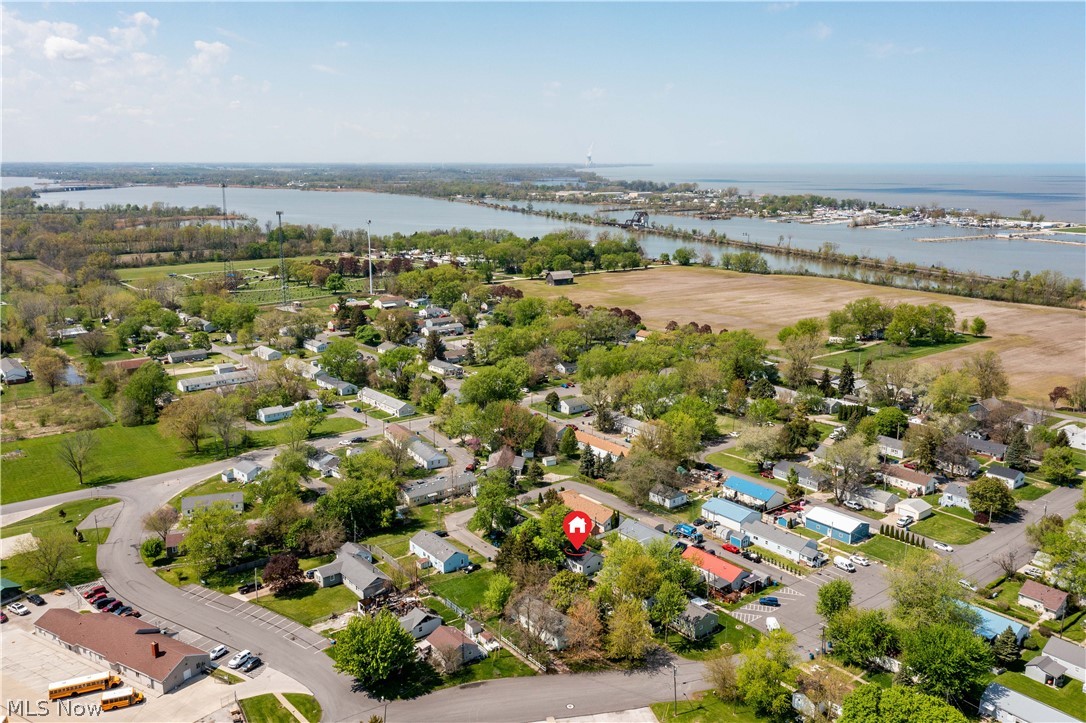 815 Edison Lane Port Clinton OH 43452