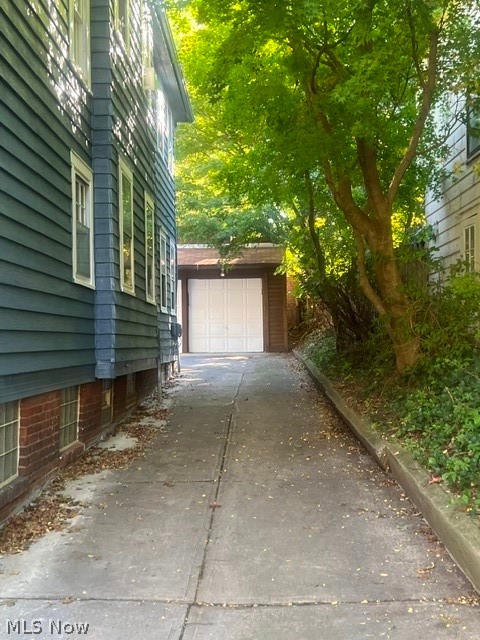 1717 Compton Road Cleveland Heights OH 44118