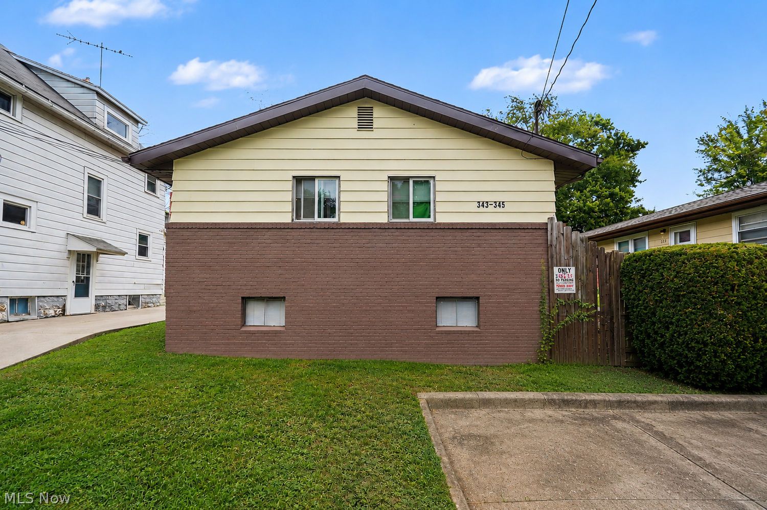 343 - 345 Julien Avenue Akron OH 44310