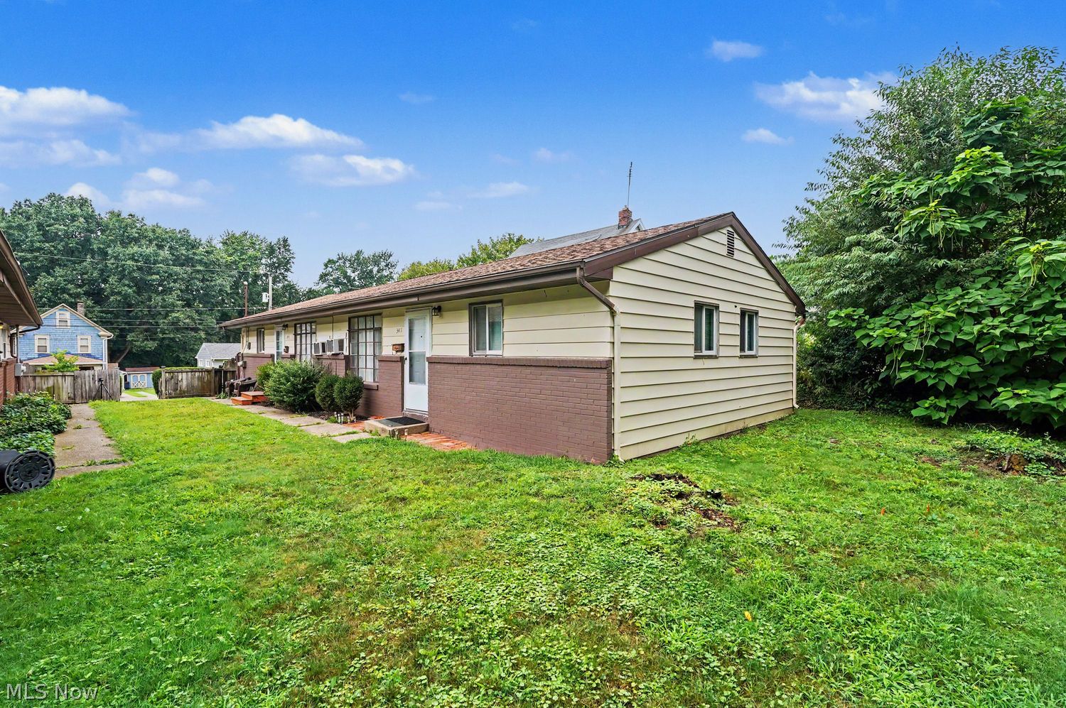 343 - 345 Julien Avenue Akron OH 44310