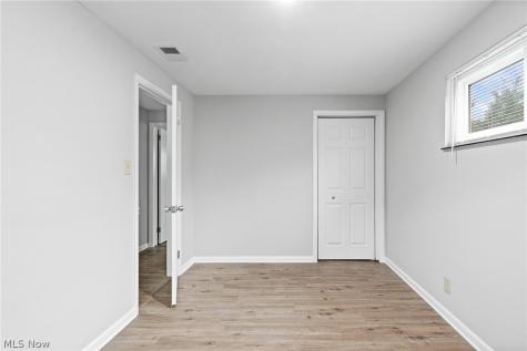 3293 7th Street Cuyahoga Falls OH 44221