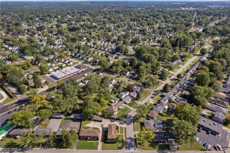 3293 7th Street Cuyahoga Falls OH 44221