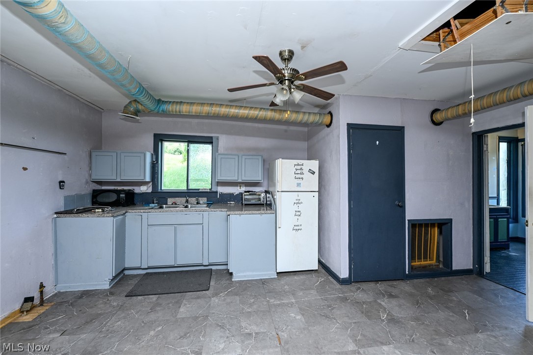 893 Norton Avenue Barberton OH 44203