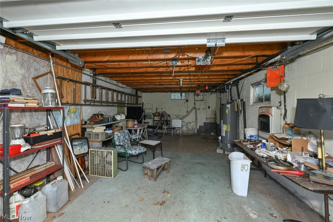 893 Norton Avenue Barberton OH 44203