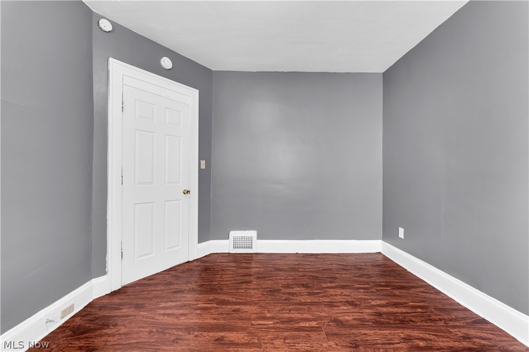 414 E 147th Street Cleveland OH 44110