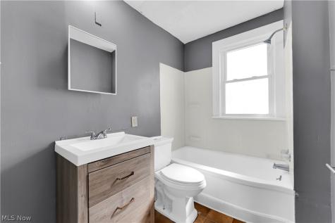 414 E 147th Street Cleveland OH 44110