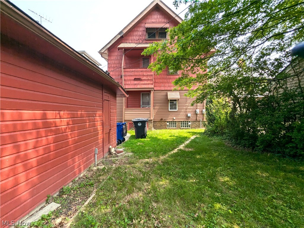 17812 E Park Drive Cleveland OH 44119