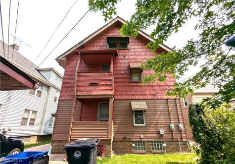 17812 E Park Drive Cleveland OH 44119