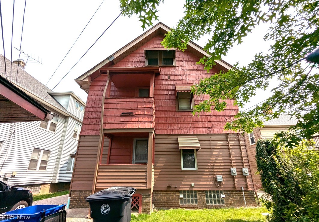 17812 E Park Drive Cleveland OH 44119