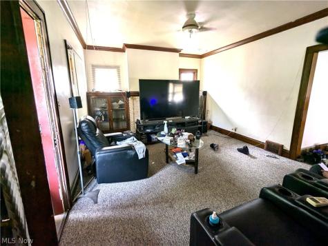 17812 E Park Drive Cleveland OH 44119