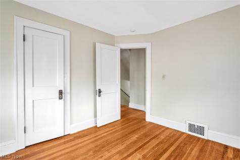 3328 Kildare Road Cleveland Heights OH 44118