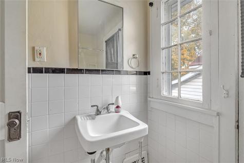 3328 Kildare Road Cleveland Heights OH 44118