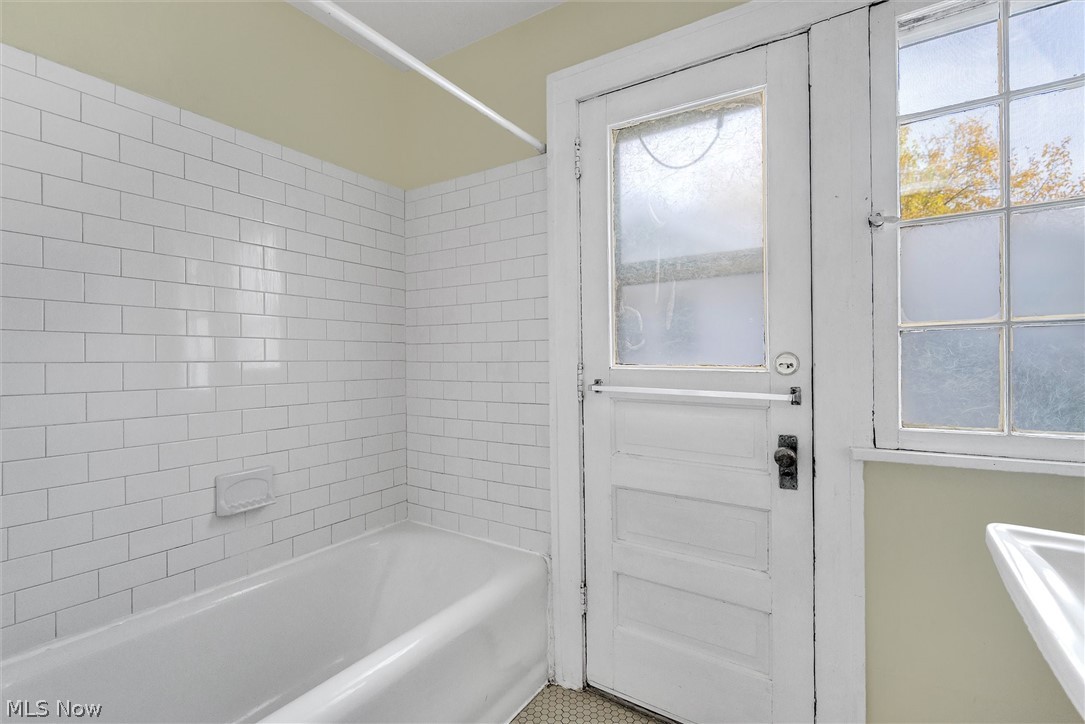 3328 Kildare Road Cleveland Heights OH 44118
