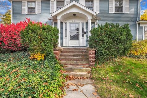 3328 Kildare Road Cleveland Heights OH 44118