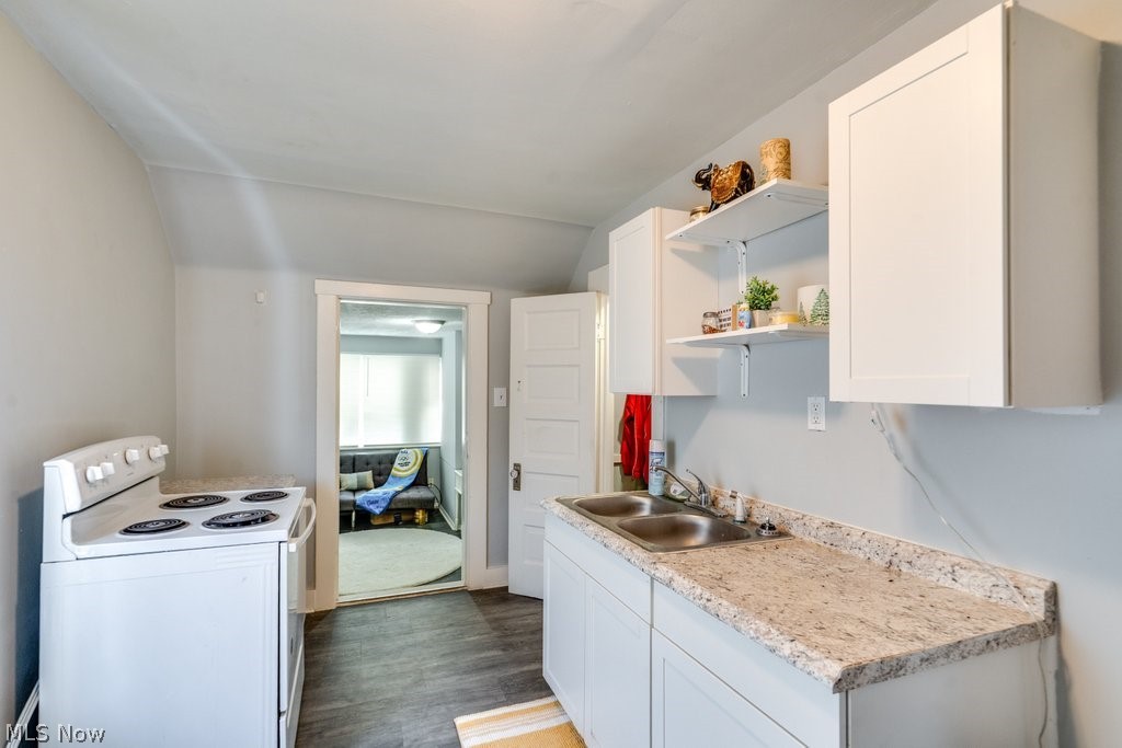 382 E 152nd Street Cleveland OH 44110