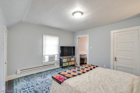 382 E 152nd Street Cleveland OH 44110