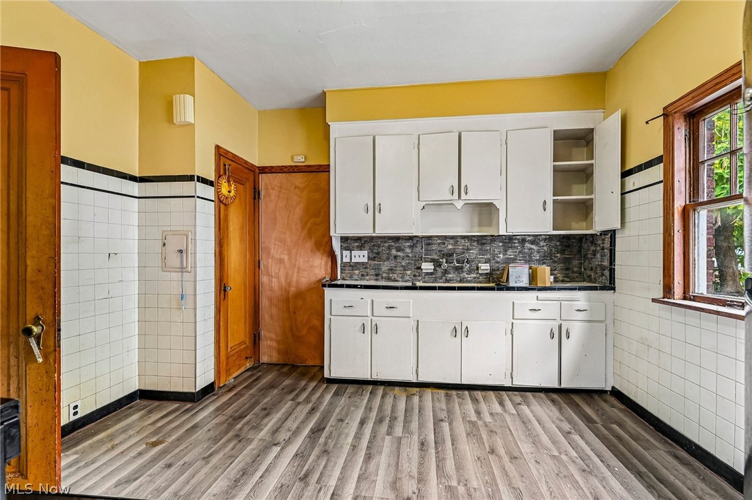 944 Rondel Road Cleveland OH 44110