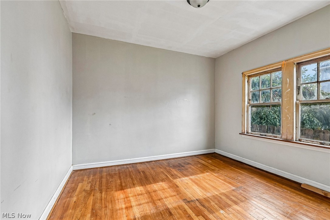 944 Rondel Road Cleveland OH 44110