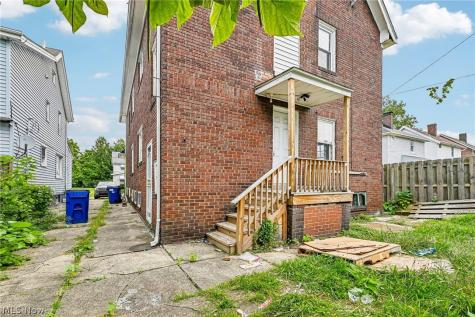 944 Rondel Road Cleveland OH 44110