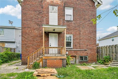 944 Rondel Road Cleveland OH 44110
