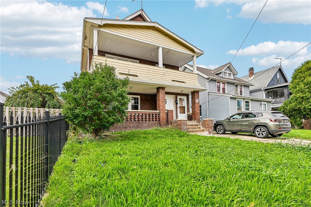 944 Rondel Road Cleveland OH 44110