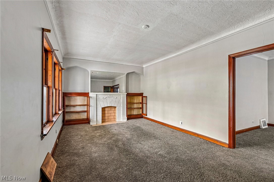 944 Rondel Road Cleveland OH 44110