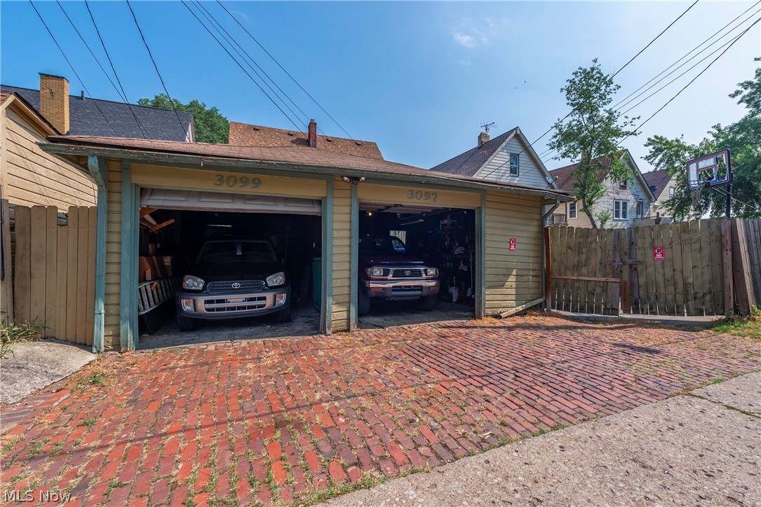 3097 Bradwell Avenue Cleveland OH 44109