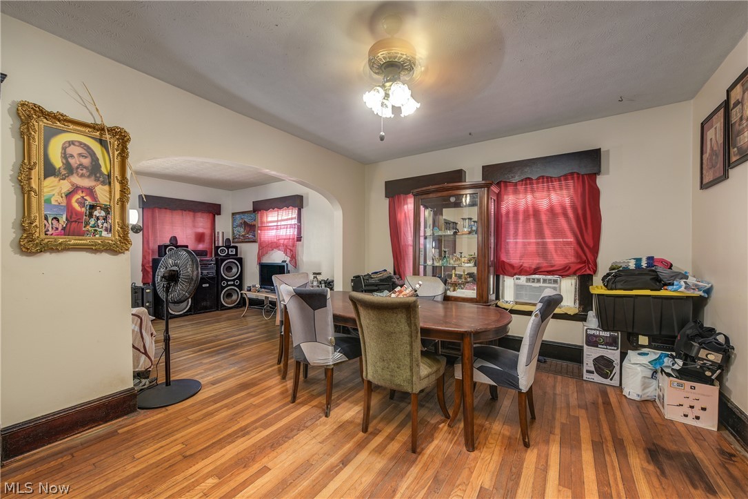 3097 Bradwell Avenue Cleveland OH 44109